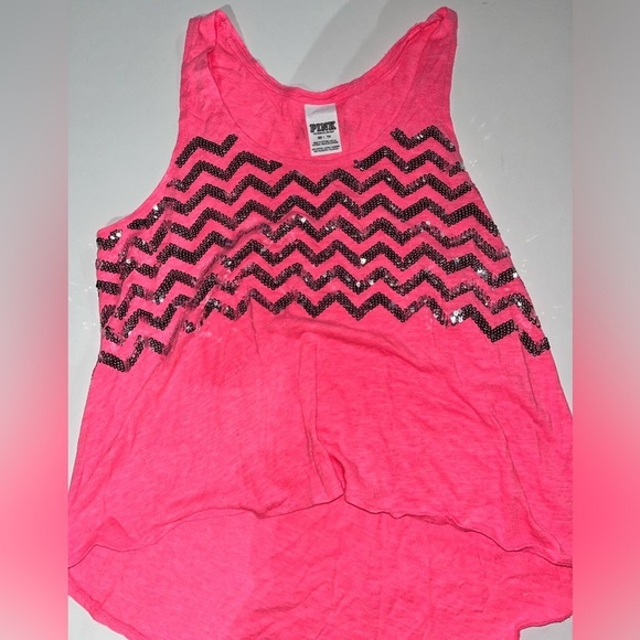 NWOT VICTORIA’S SECRET PINK SEQUIN CHEVRON TANK TOP SUMMER BEACHY SPARKLE TRENDY - Picture 2 of 7